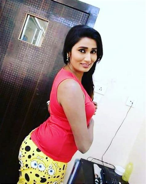 hot desi pics nude|Sexually Teasing Desi Nude Bhabhi Photo Gallery – 57 Pics